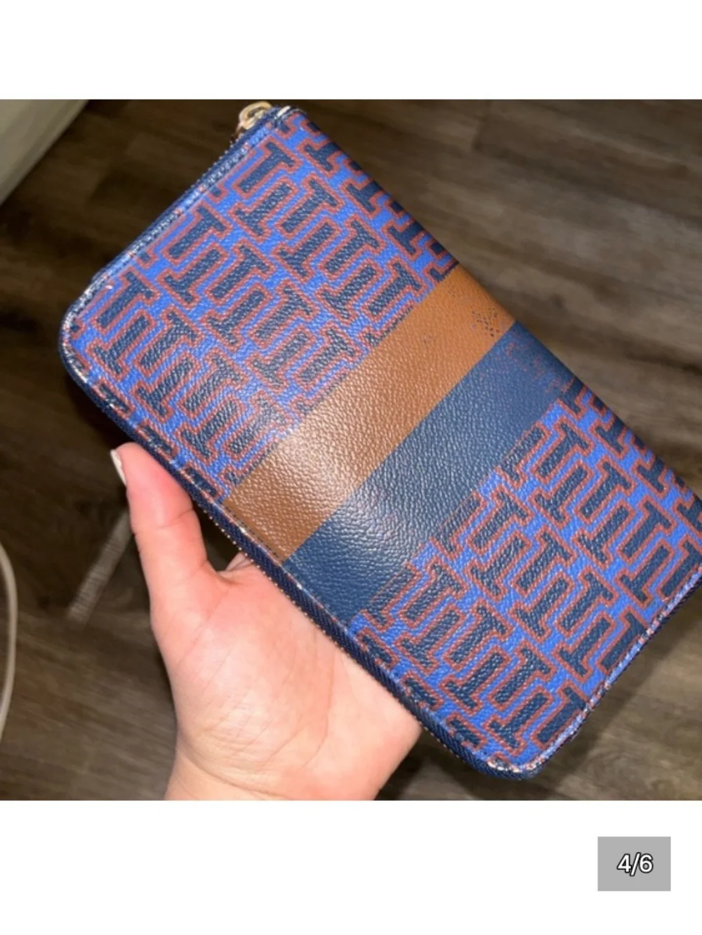 Tory Burch Navy Zip-Around Leather Wallet
